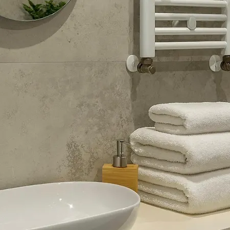 Plac Wolnosci 6 波兹南